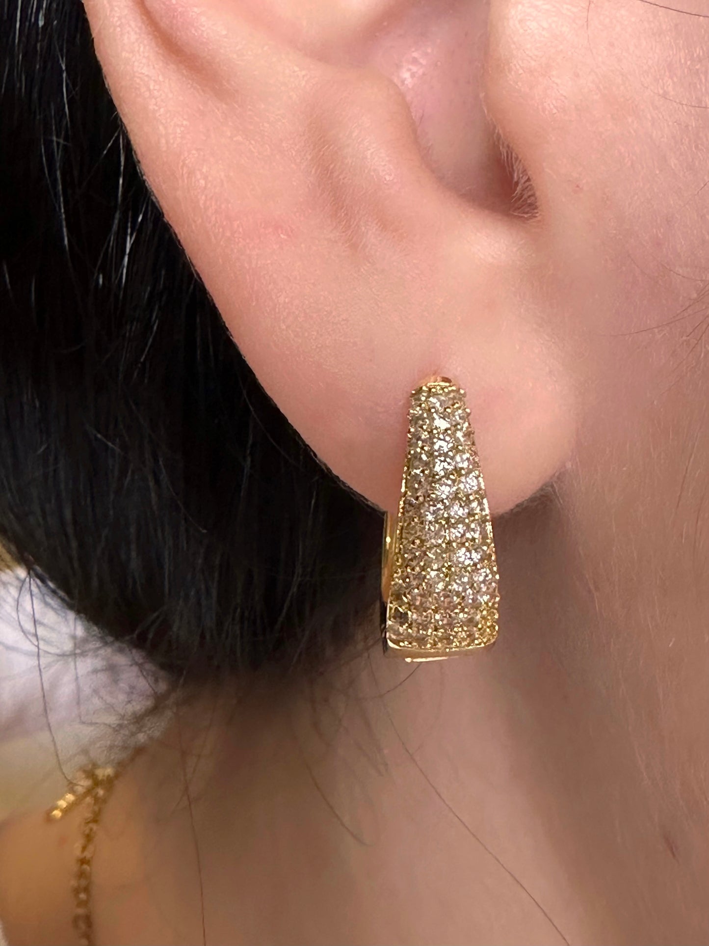 Orecchini Ovalini Pavè Gold