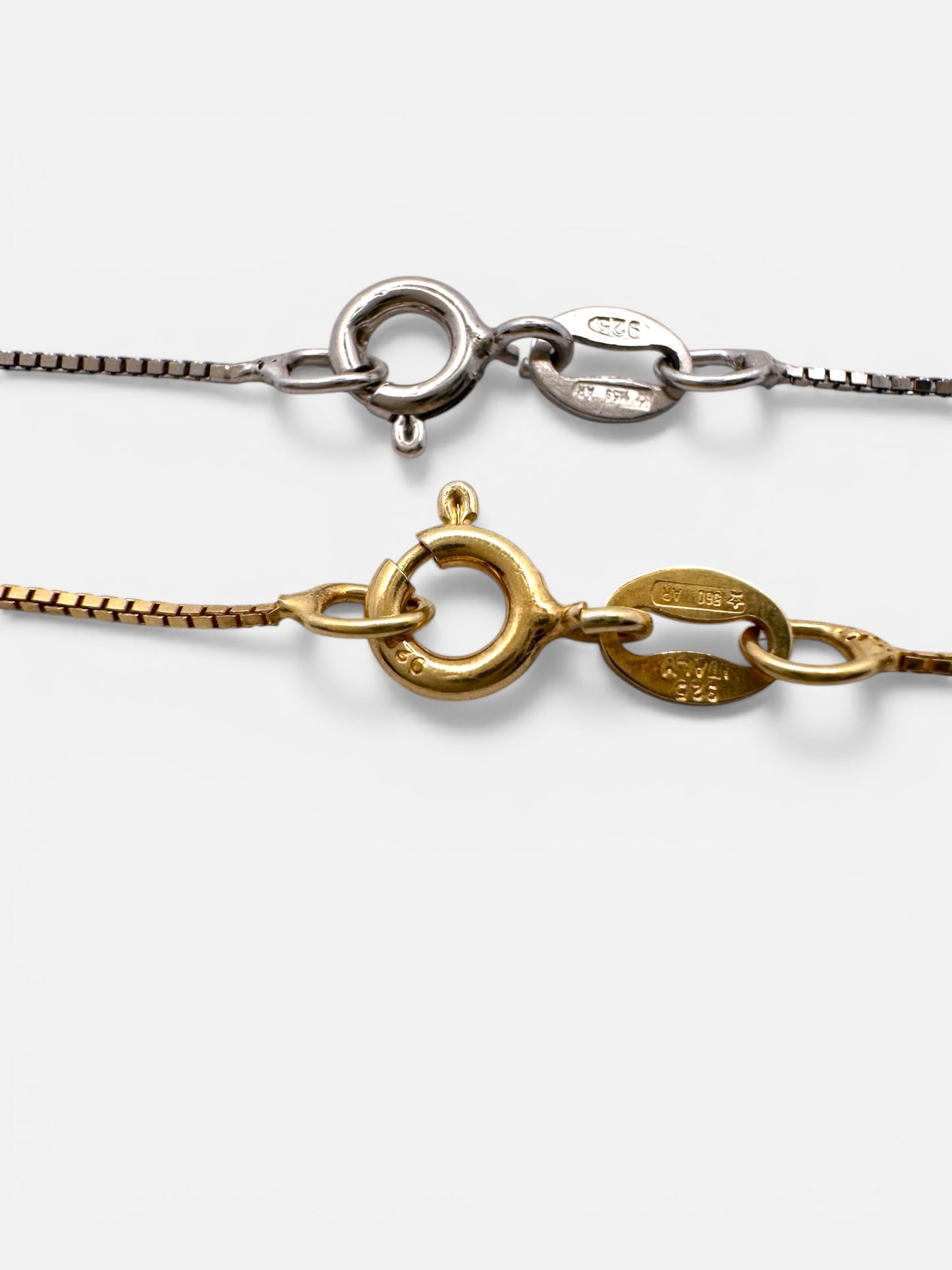 Collana Corno M