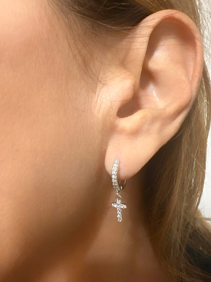 Orecchini Cerchio Pendente Croce