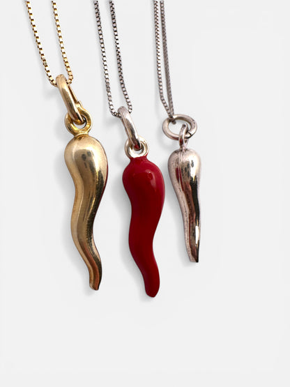 Collana Corno M