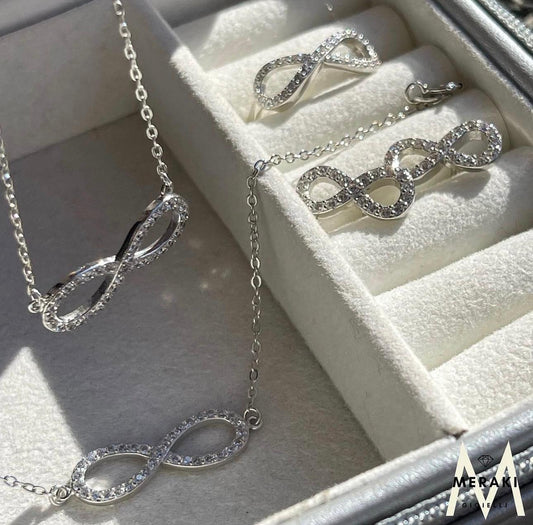 Collana Infinto