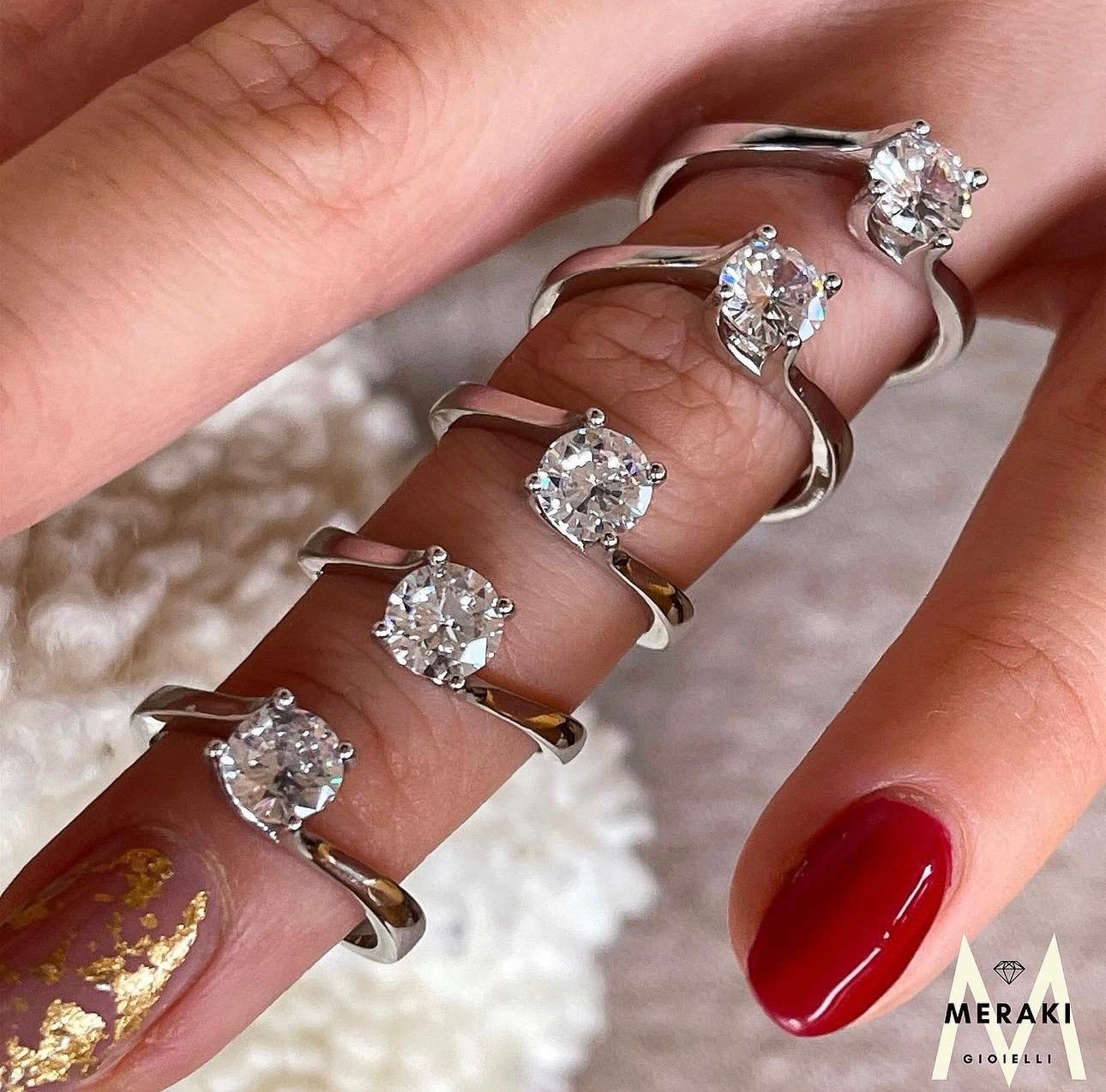 Anello Solitario Valentaine